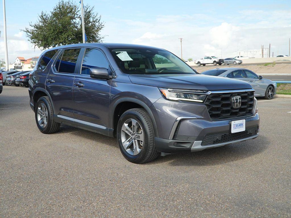 used 2023 Honda Pilot car, priced at $32,411