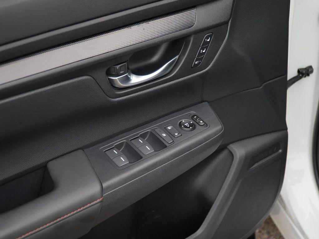 used 2025 Honda CR-V Hybrid car, priced at $34,909
