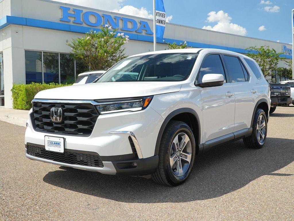 used 2025 Honda Pilot car, priced at $43,354