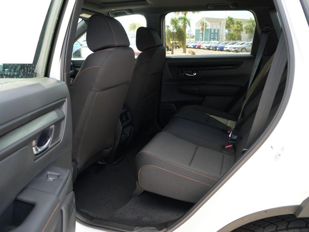 new 2026 Honda CR-V Hybrid car, priced at $39,077