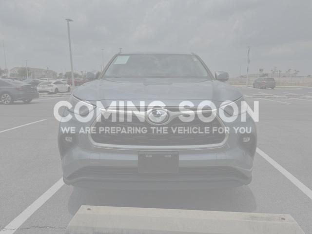 used 2023 Toyota Highlander Hybrid car, priced at $37,288