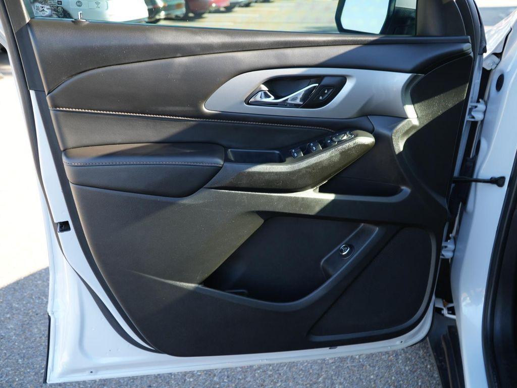 used 2021 Chevrolet Traverse car, priced at $20,994