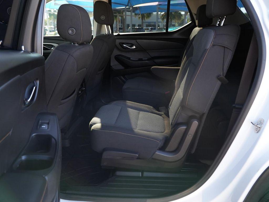 used 2021 Chevrolet Traverse car, priced at $20,994