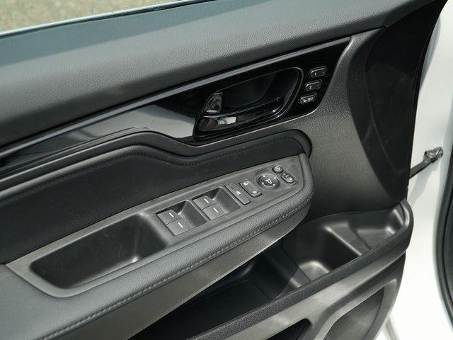 used 2025 Honda Odyssey car, priced at $49,998
