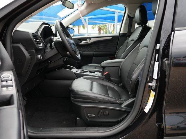 used 2022 Ford Escape car, priced at $24,374
