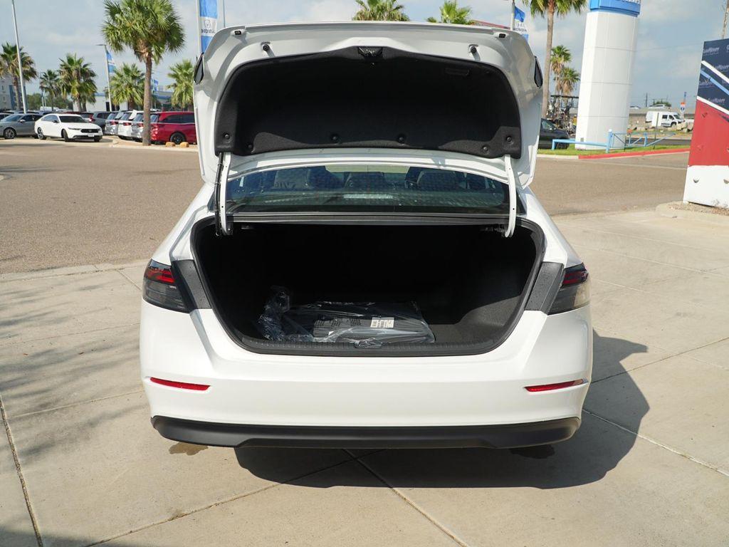 new 2025 Honda Accord Hybrid car, priced at $33,893