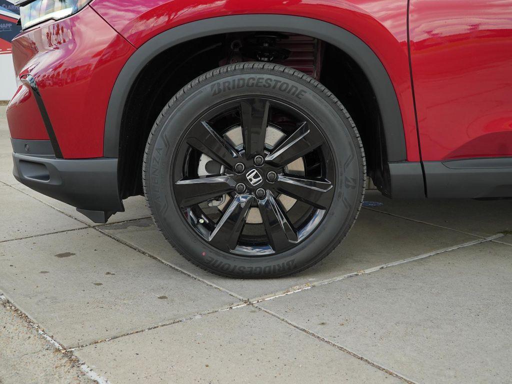 new 2025 Honda Pilot car, priced at $54,834