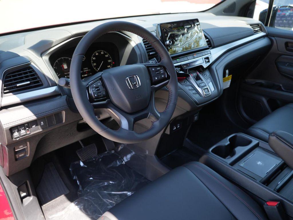 new 2026 Honda Odyssey car, priced at $43,968
