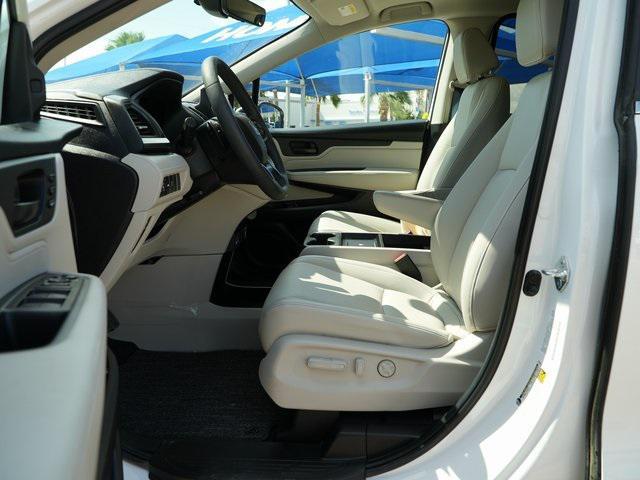 used 2025 Honda Odyssey car, priced at $41,695