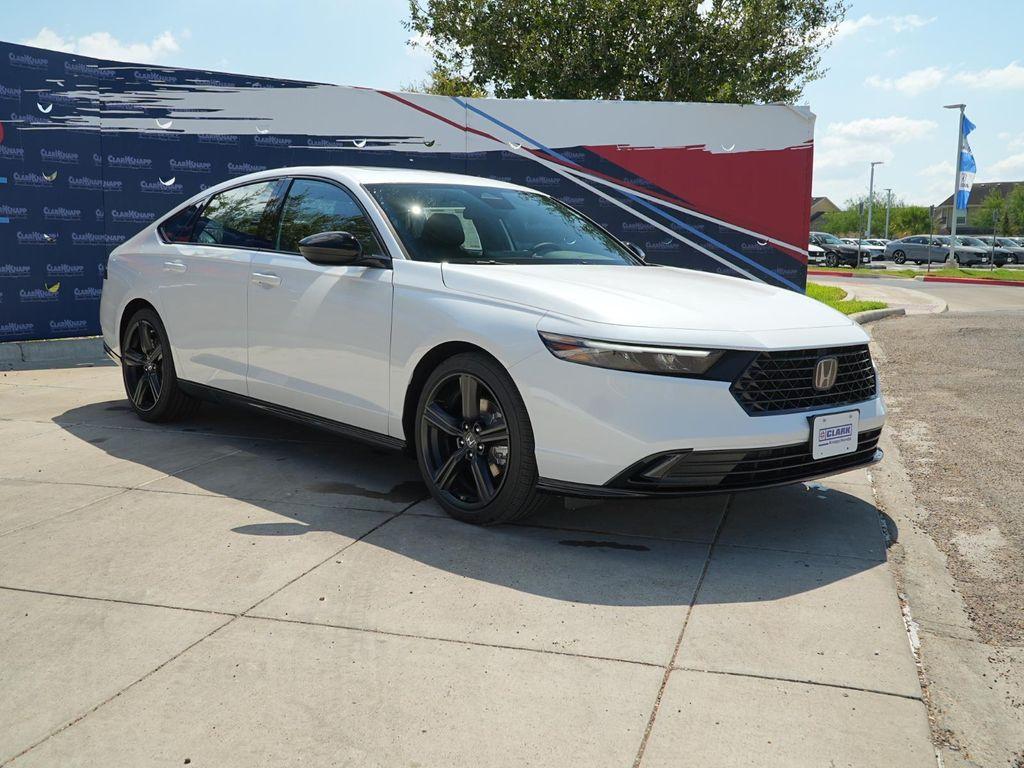new 2025 Honda Accord Hybrid car, priced at $35,544