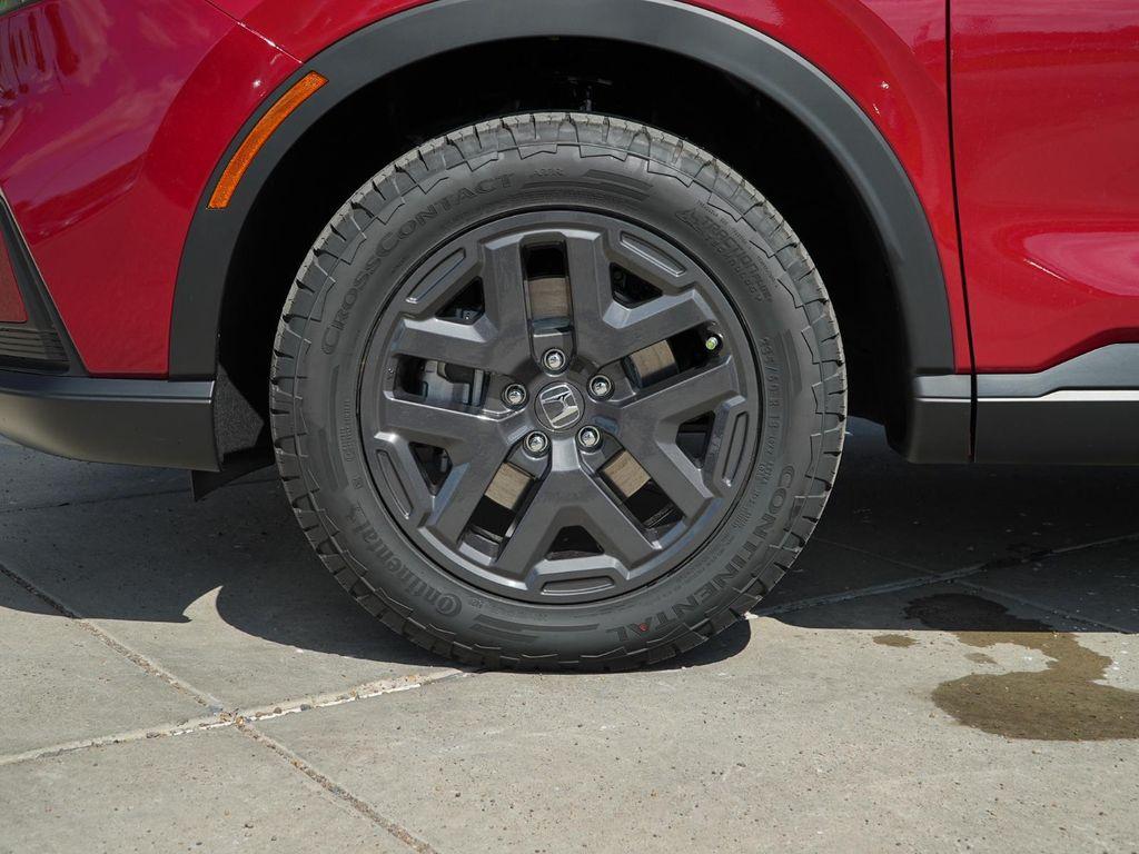 new 2026 Honda CR-V Hybrid car, priced at $39,077