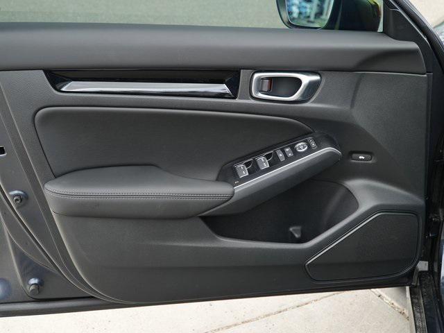 new 2025 Honda Civic Hybrid car, priced at $33,100