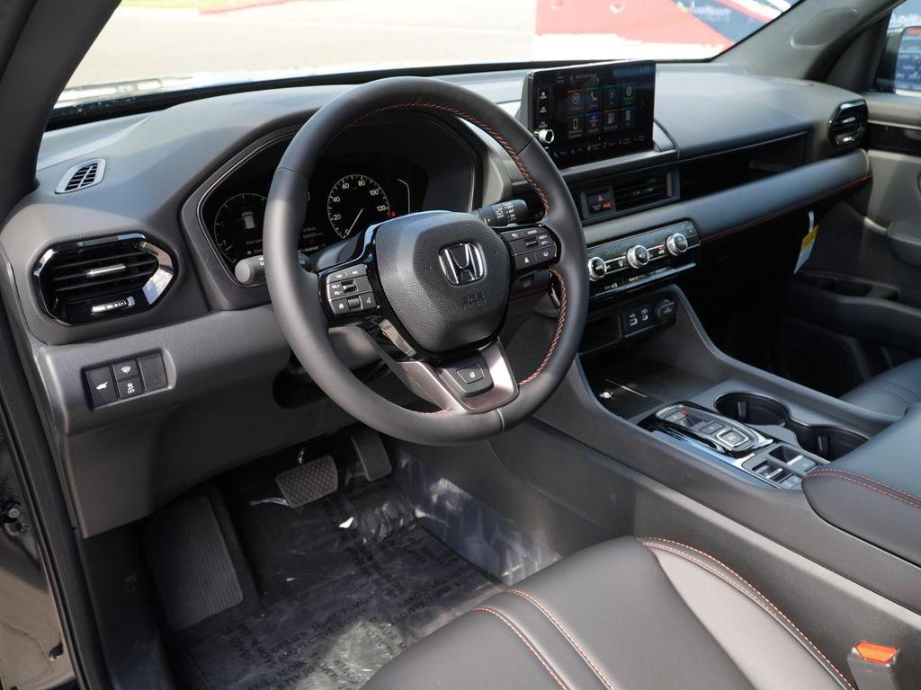 new 2025 Honda Pilot car, priced at $49,320