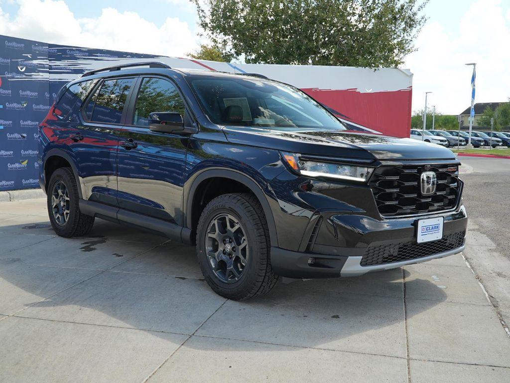 new 2025 Honda Pilot car, priced at $49,320