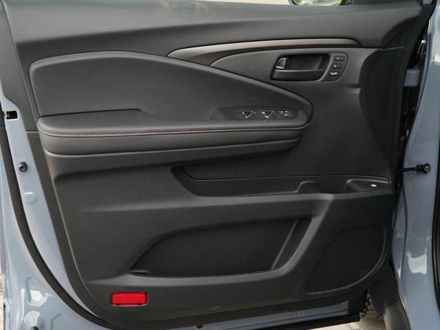 new 2025 Honda Ridgeline car, priced at $49,185