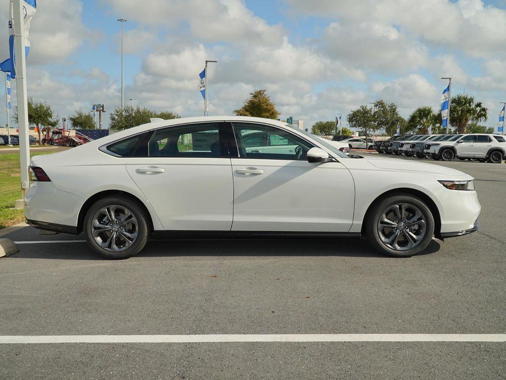 new 2025 Honda Accord Hybrid car, priced at $35,126
