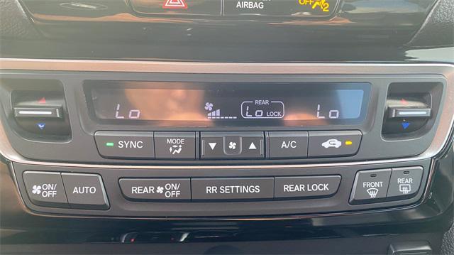 used 2018 Honda Pilot car