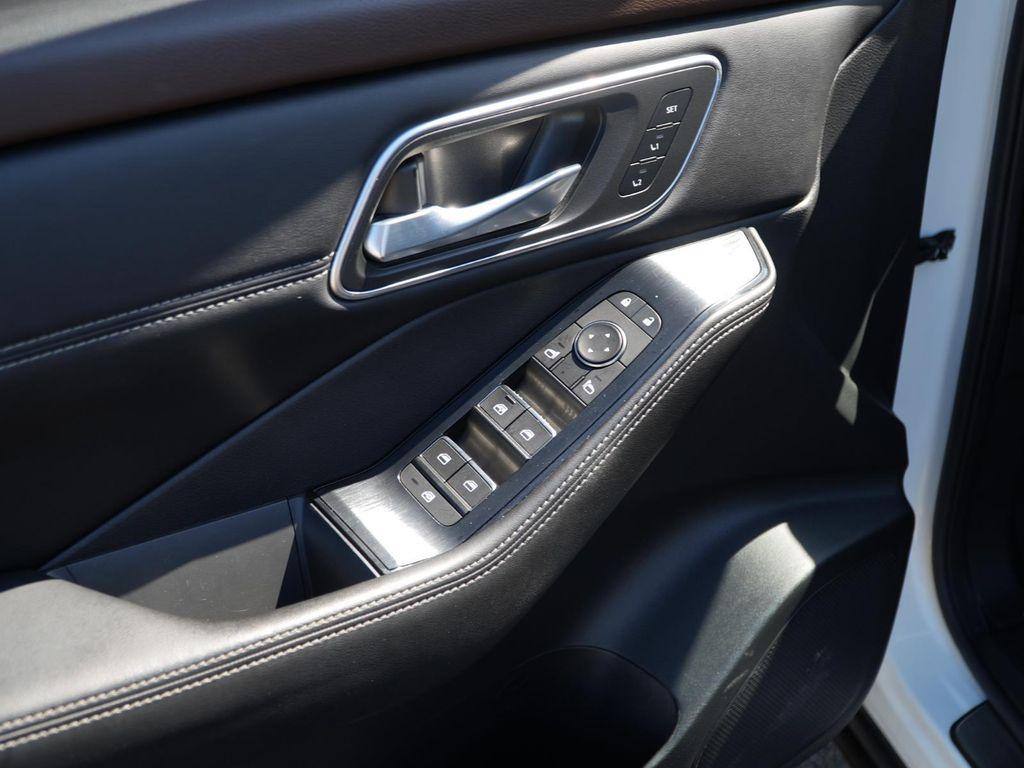used 2021 Nissan Rogue car, priced at $21,774