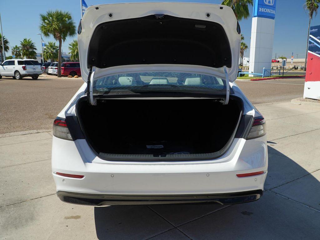 new 2025 Honda Accord Hybrid car, priced at $39,312