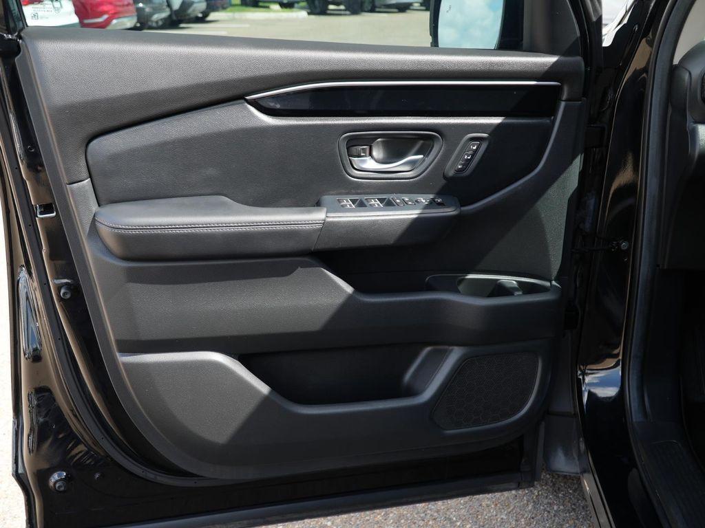 used 2024 Honda Pilot car, priced at $37,609