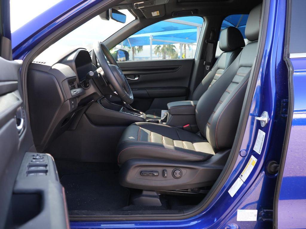 used 2025 Honda CR-V Hybrid car, priced at $35,994