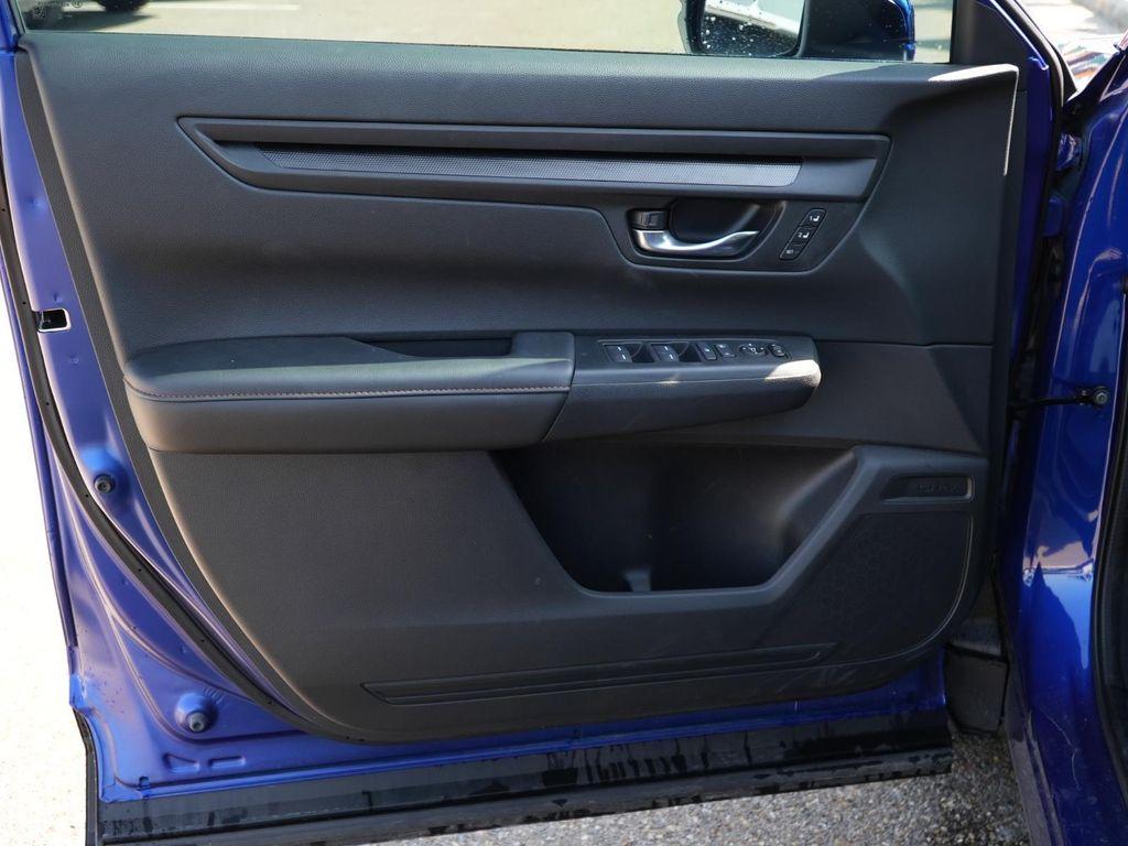 used 2025 Honda CR-V Hybrid car, priced at $35,994