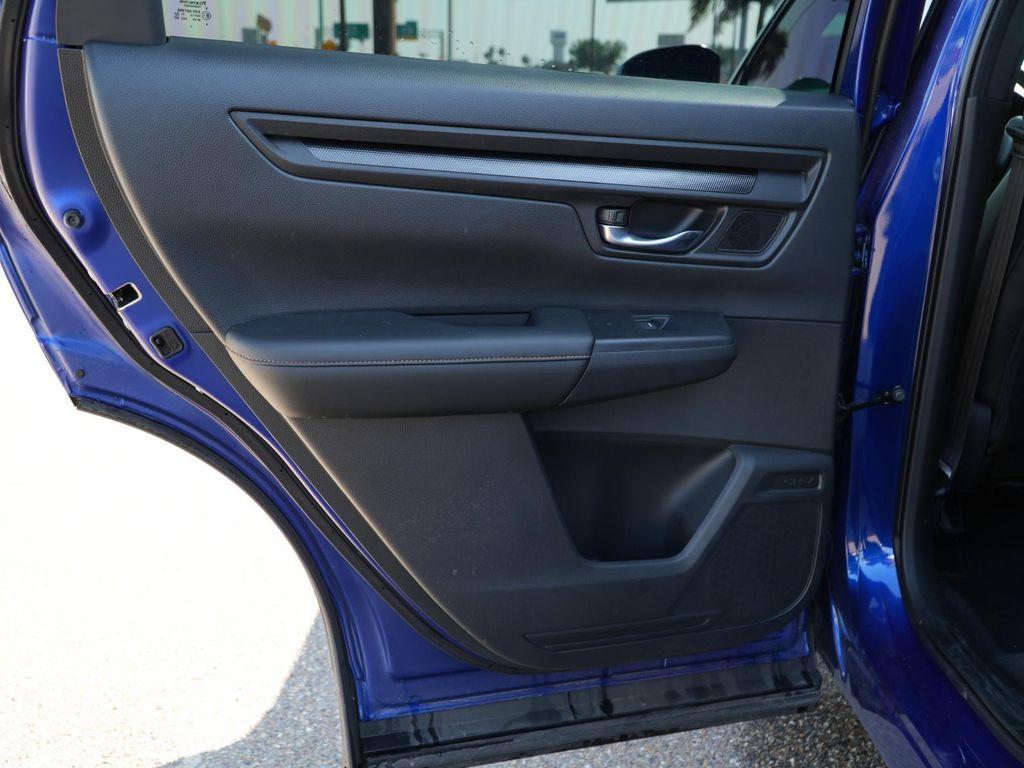 used 2025 Honda CR-V Hybrid car, priced at $35,994
