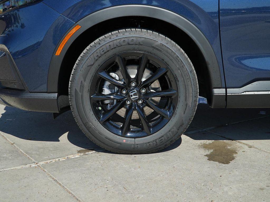 new 2026 Honda CR-V Hybrid car, priced at $38,568