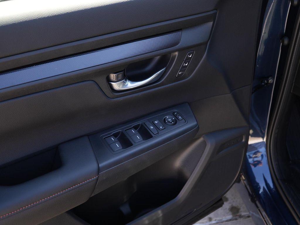 new 2026 Honda CR-V Hybrid car, priced at $38,568