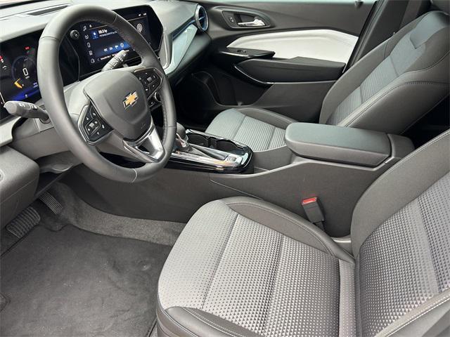 used 2025 Chevrolet Trax car, priced at $23,995