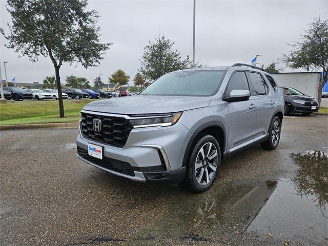 new 2025 Honda Pilot car, priced at $50,615