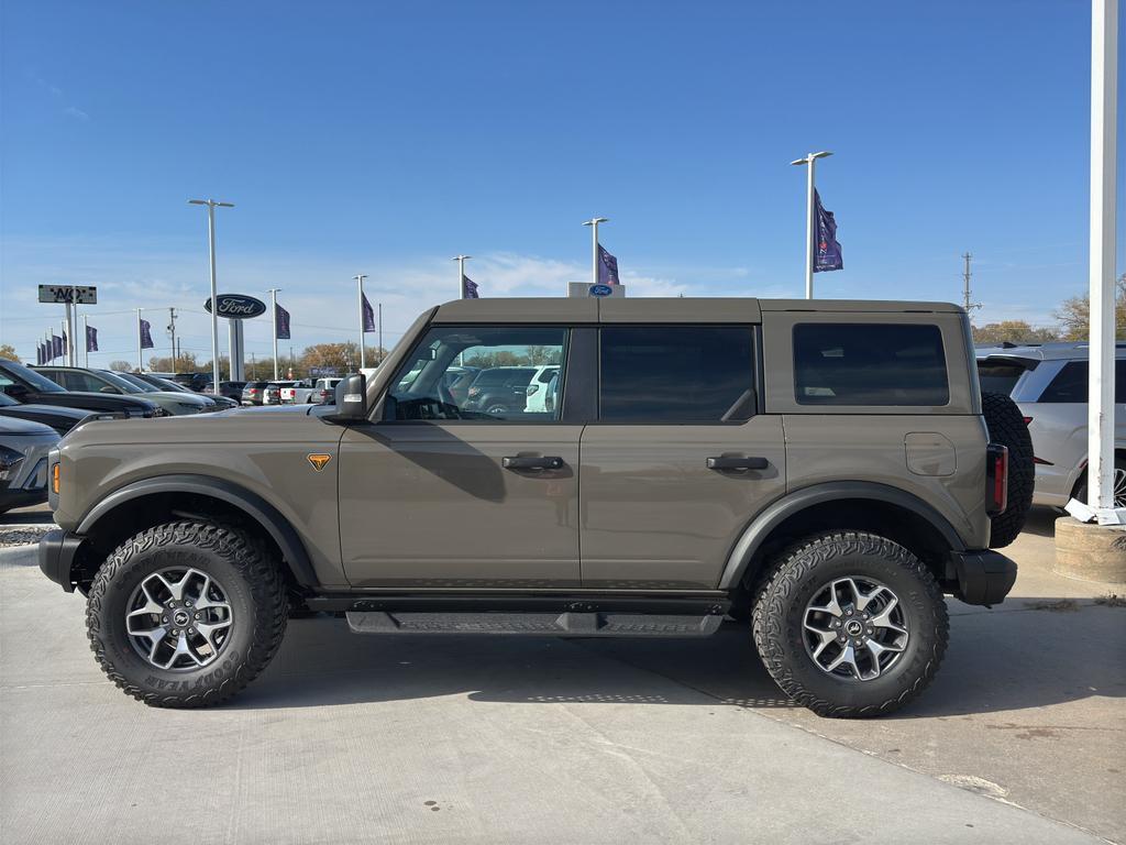 new 2025 Ford Bronco car, priced at $62,654