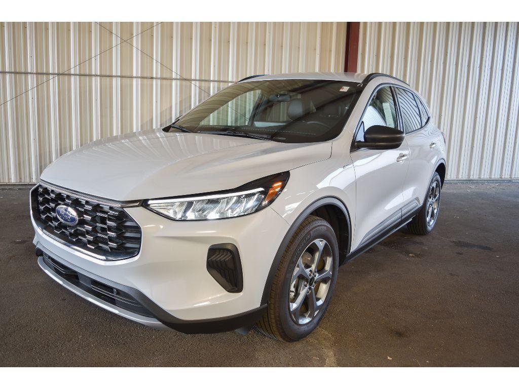 new 2025 Ford Escape car, priced at $31,600