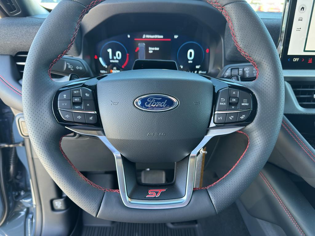 new 2025 Ford Explorer car, priced at $60,555
