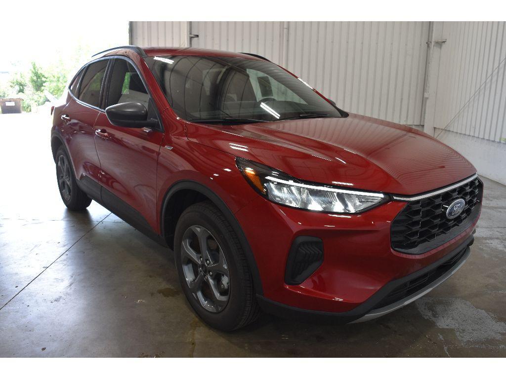 new 2025 Ford Escape car, priced at $31,800