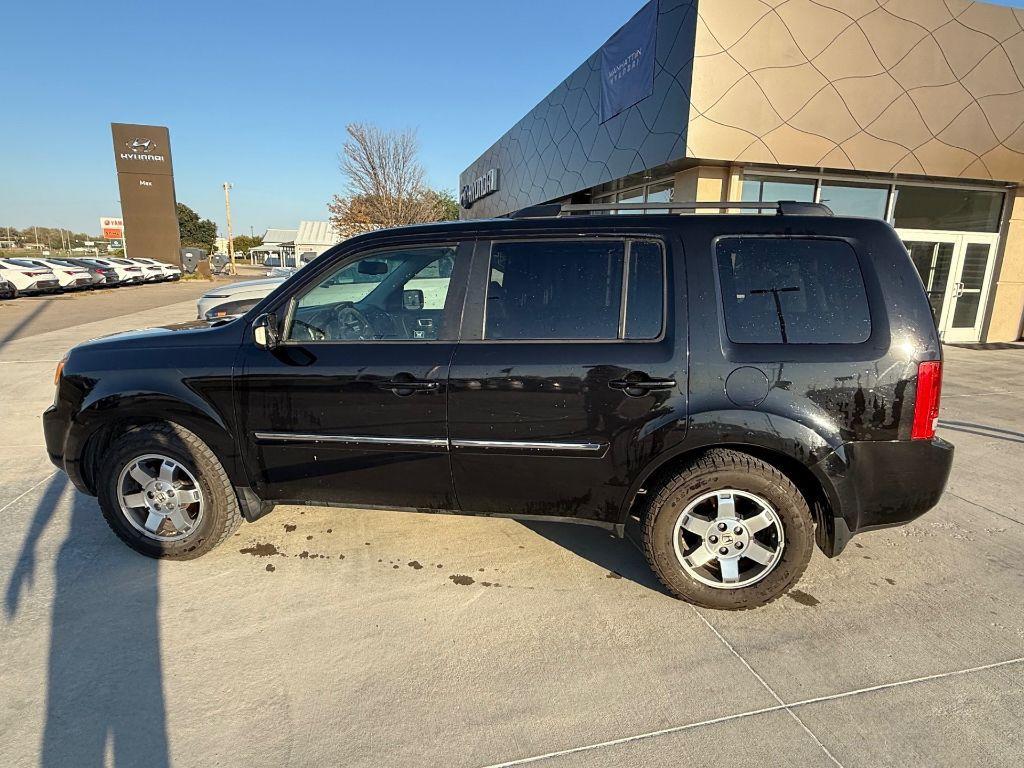 used 2011 Honda Pilot car, priced at $6,021