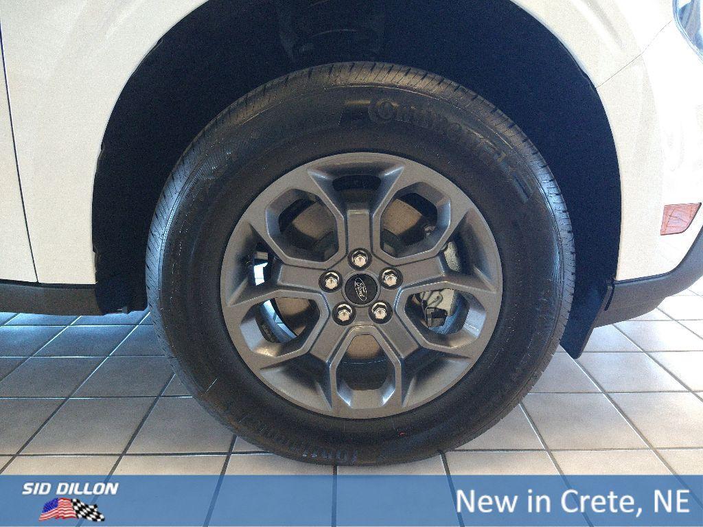 new 2025 Ford Maverick car, priced at $33,594