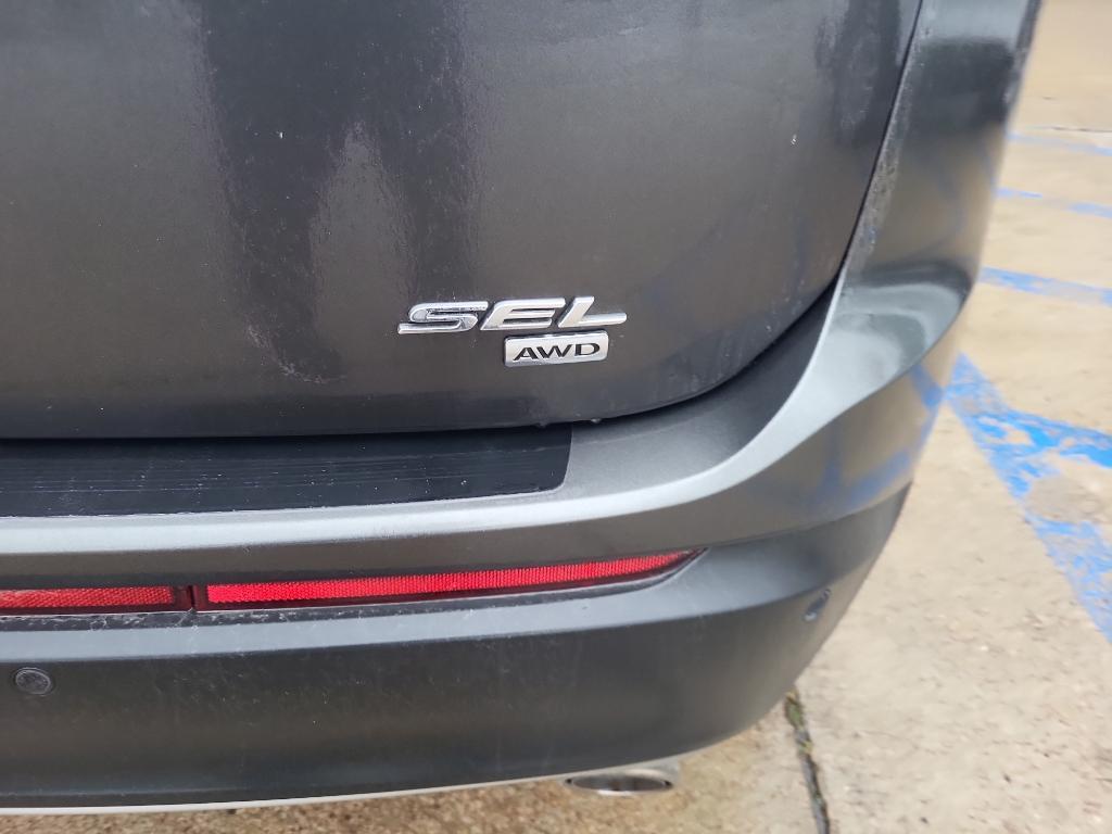 used 2015 Ford Edge car, priced at $10,750