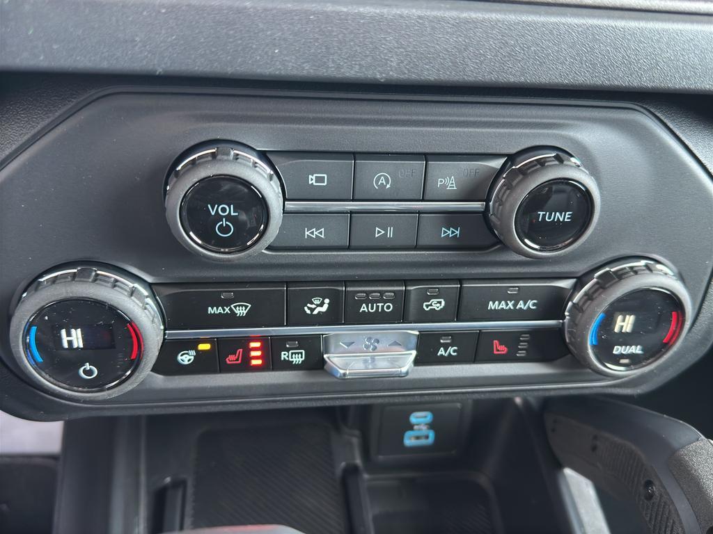 new 2025 Ford Bronco car