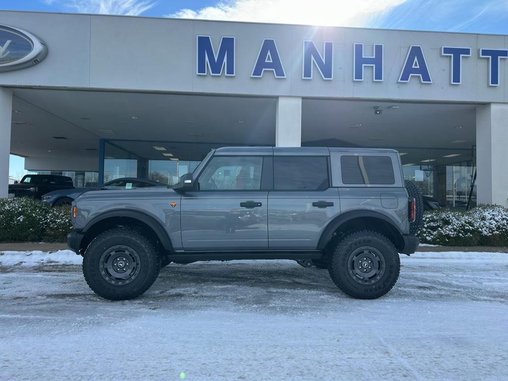 new 2025 Ford Bronco car