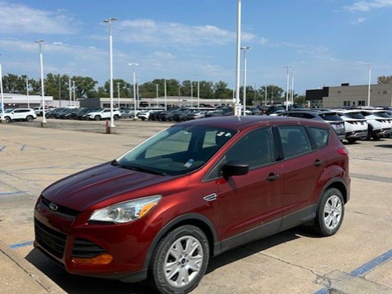 used 2015 Ford Escape car, priced at $9,999