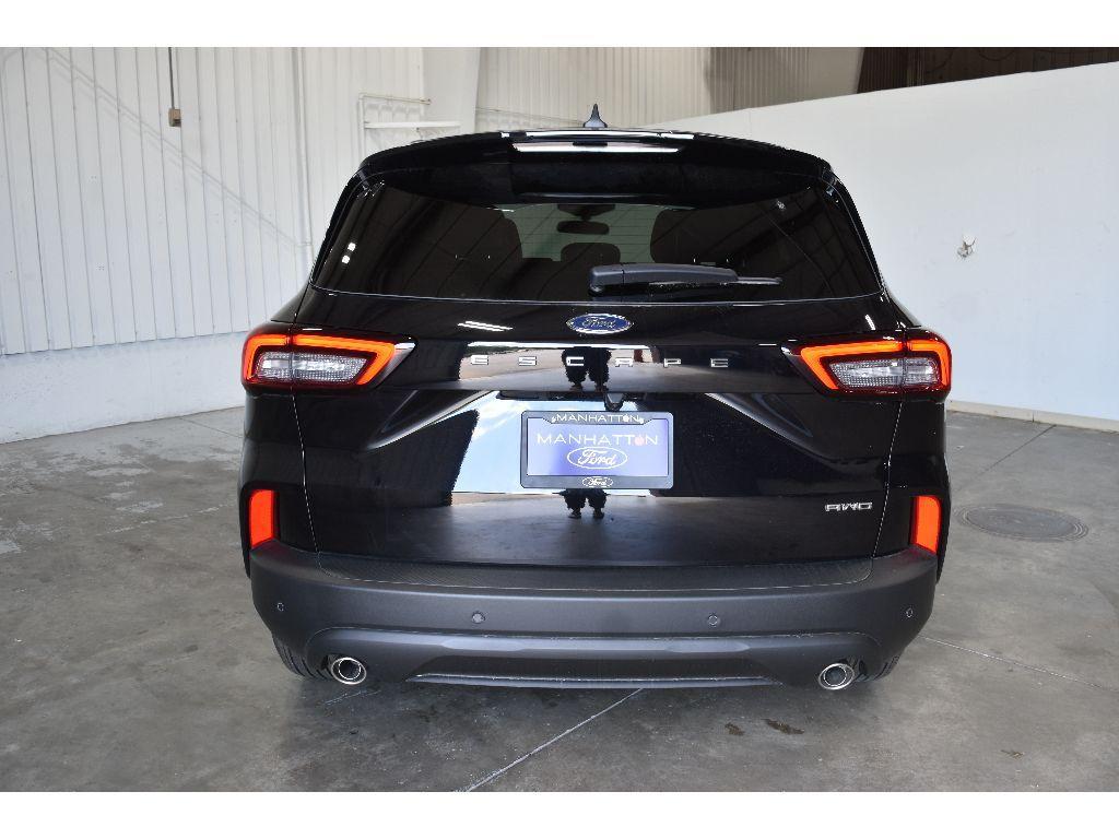 new 2025 Ford Escape car, priced at $32,800