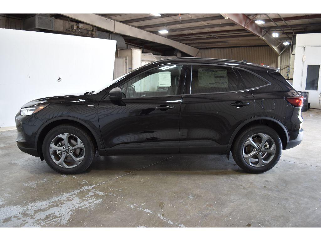 new 2025 Ford Escape car, priced at $32,800