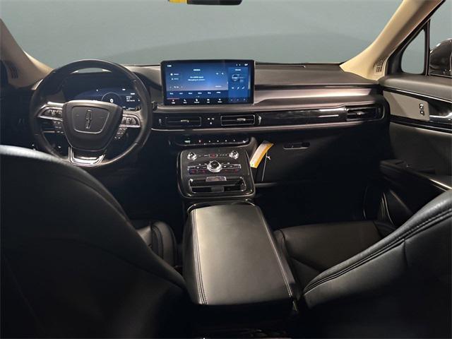 used 2023 Lincoln Nautilus car, priced at $29,385