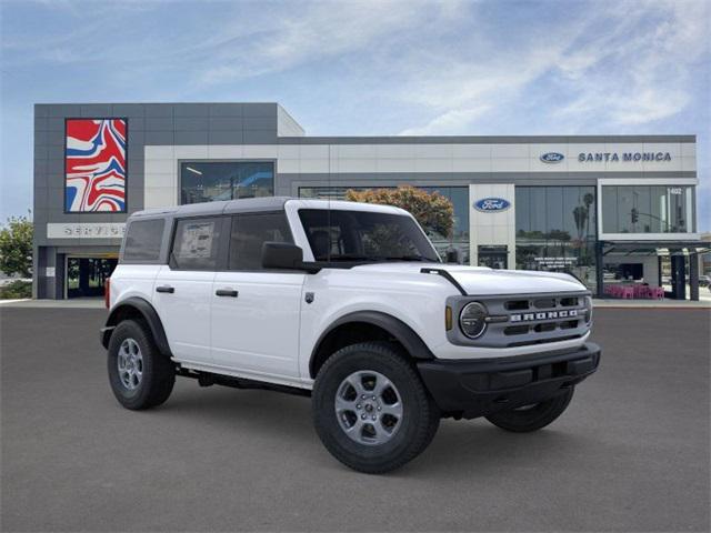 new 2025 Ford Bronco car, priced at $45,822