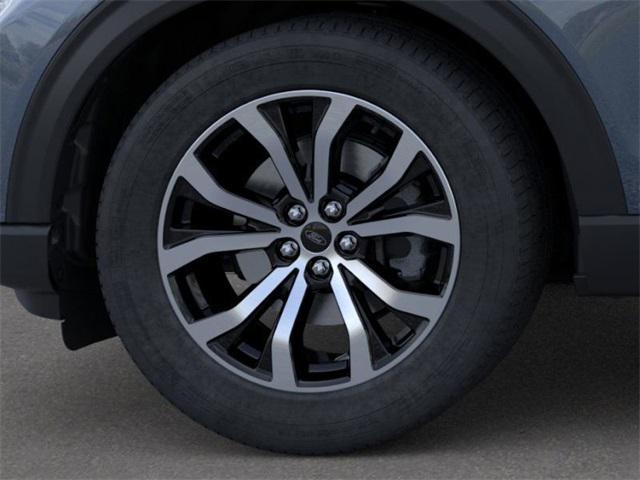 new 2025 Ford Explorer car, priced at $47,470