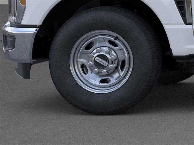 new 2024 Ford F-350 car, priced at $45,775