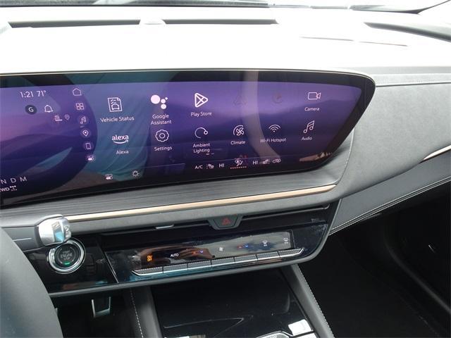 new 2025 Buick Envision car, priced at $41,661