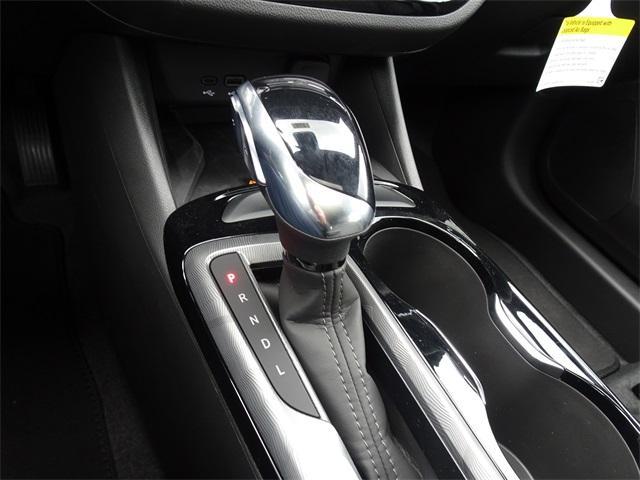 new 2025 Buick Envista car, priced at $28,334