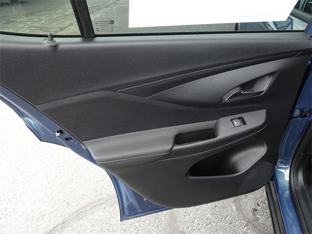 new 2025 Buick Envista car, priced at $28,334